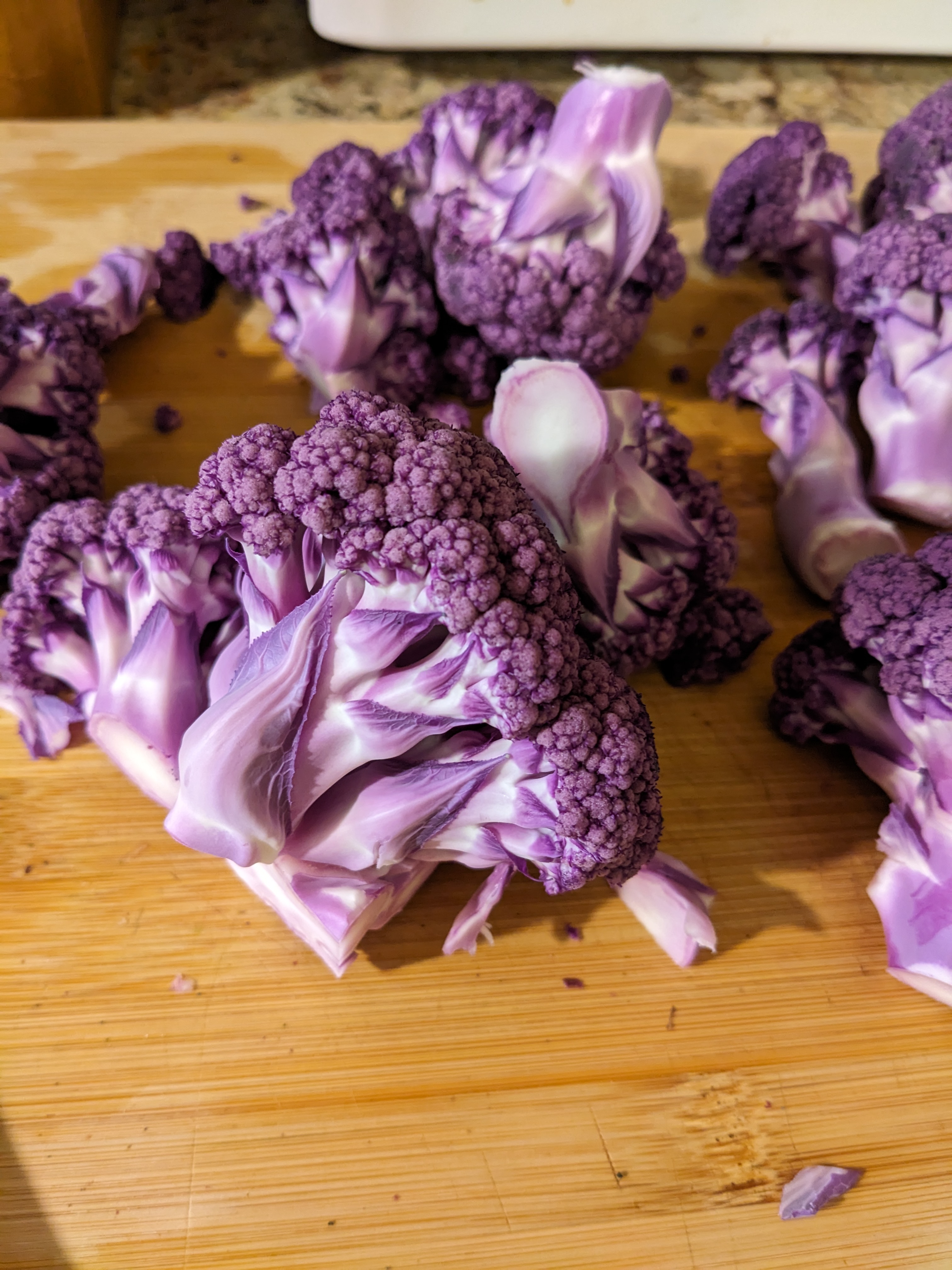purple cauliflower detail